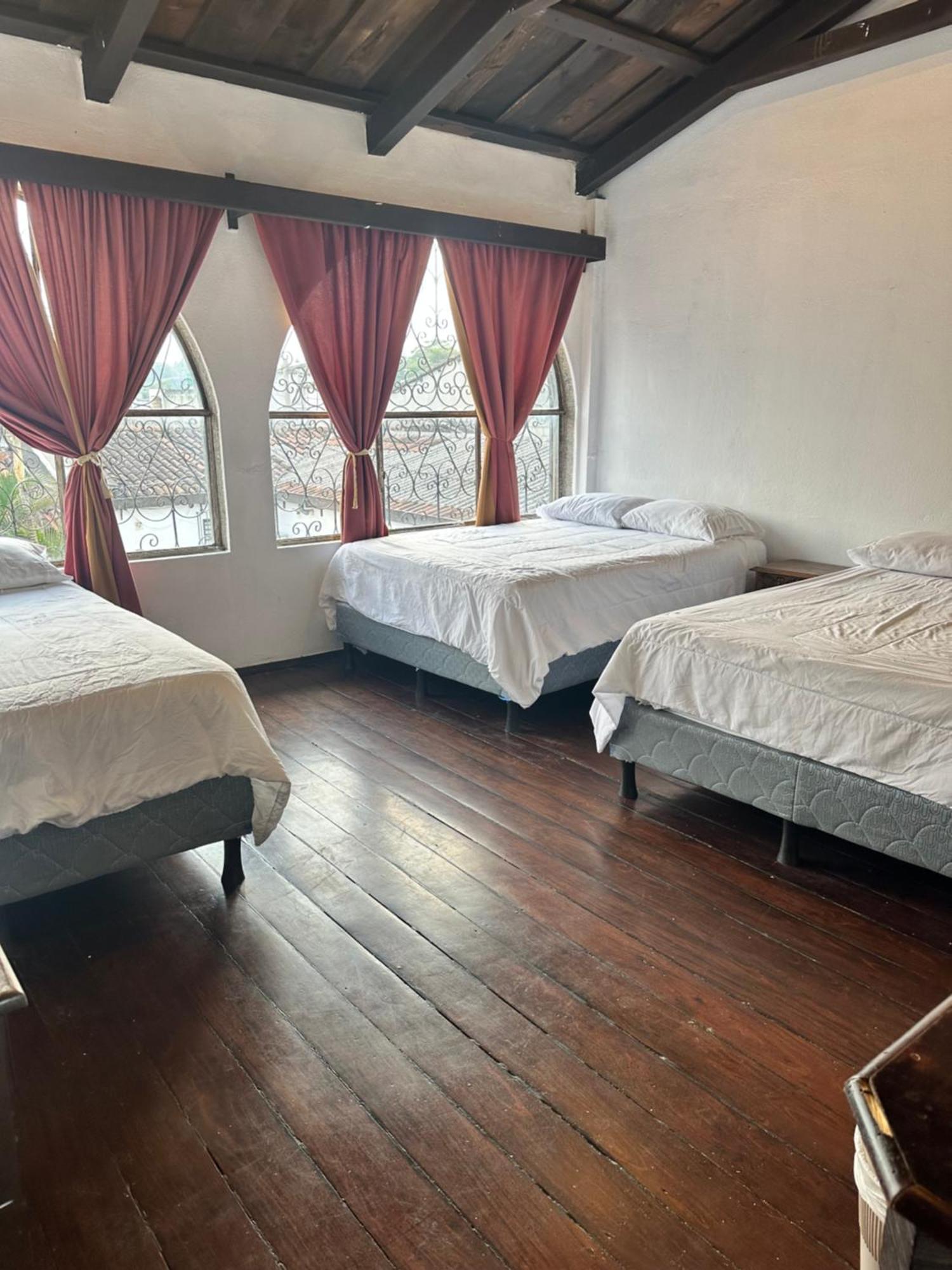 Don Valentino Hotel Antigua Cameră foto